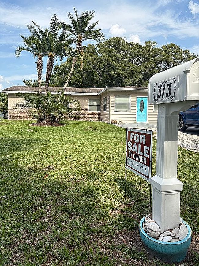 Photo of 313 Vermont Ave, Saint Cloud, FL
