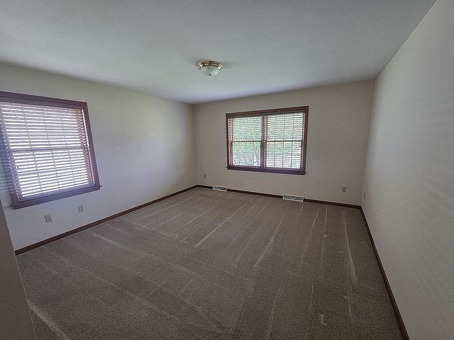 Photo of 1208 Westbrooke Ct, Goshen, IN
