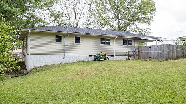 Photo of 1313 Sunset Dr, Weaver, AL