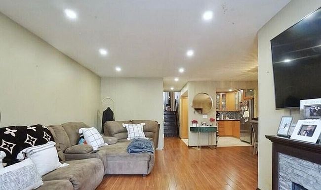 Preview of property located at 24 Racal Ct #B2