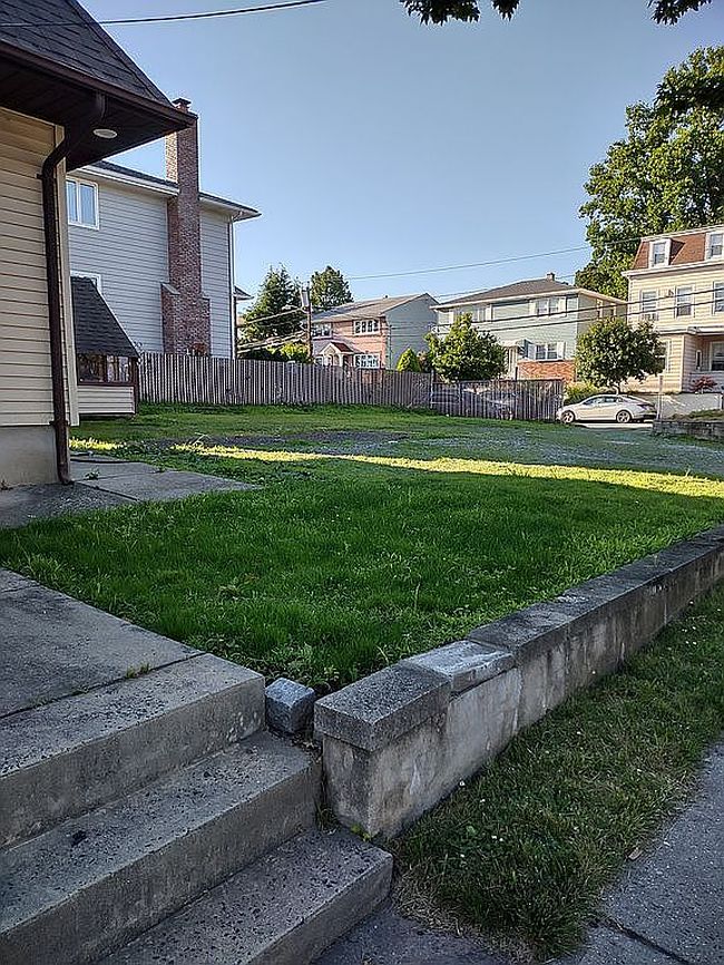 Image of 512 Monroe St