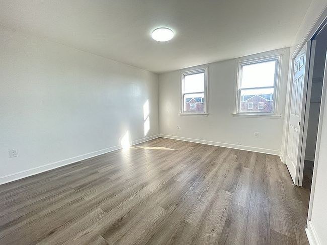 Photo of 6618 Akron St, Philadelphia, PA