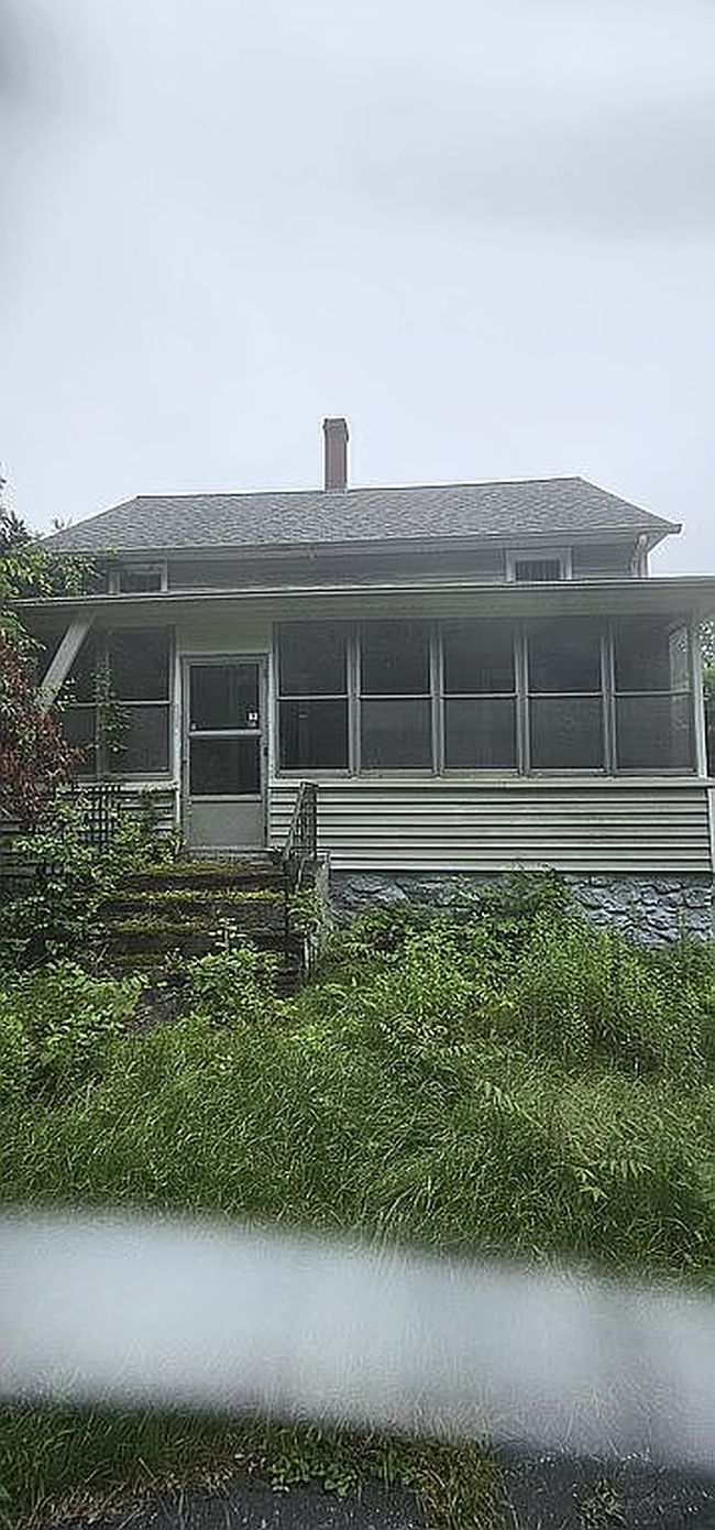Photo of 500 Old Colchester Rd, Uncasville, CT