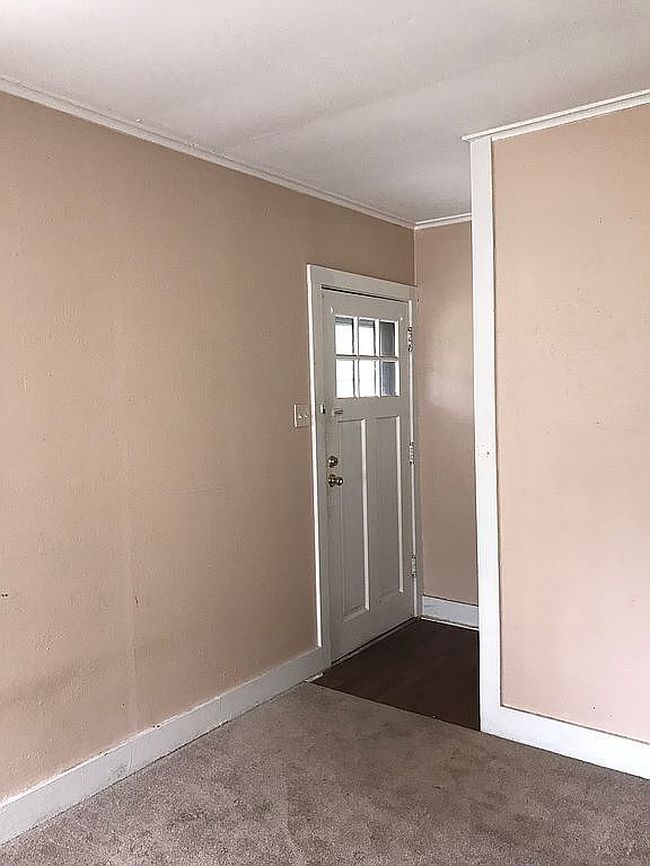 Additional photo 2 of property located at 1632 Terrace Dr