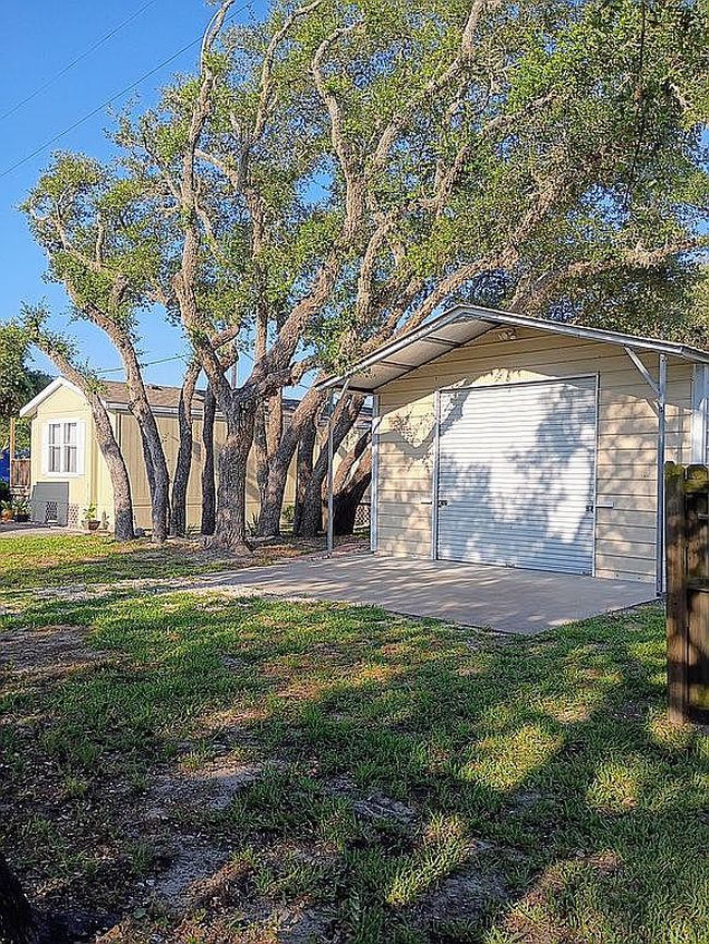 Image of 1007 Lone Star Rd