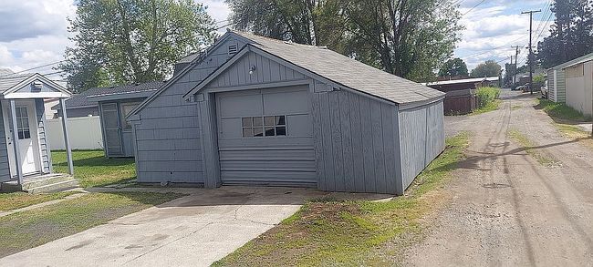Image of 5617 N Wall St