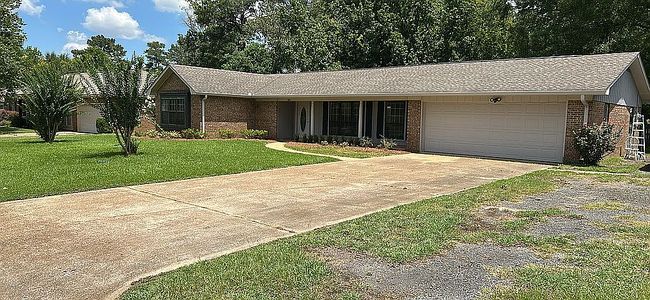 Photo of 206 Patton Dr, Pearl, MS