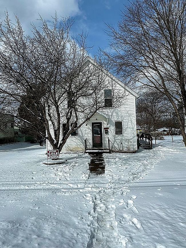 Image of 908 Erie Ave