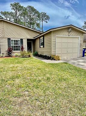 Additional photo 1 of property located at 91 Naugatuck Dr