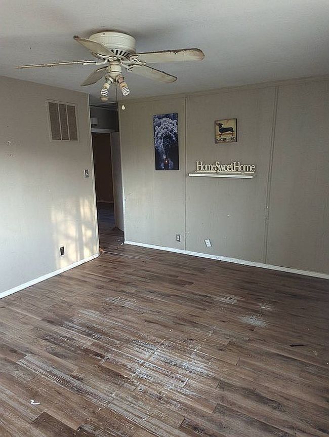 Image of 1814 Meadowlark Ave