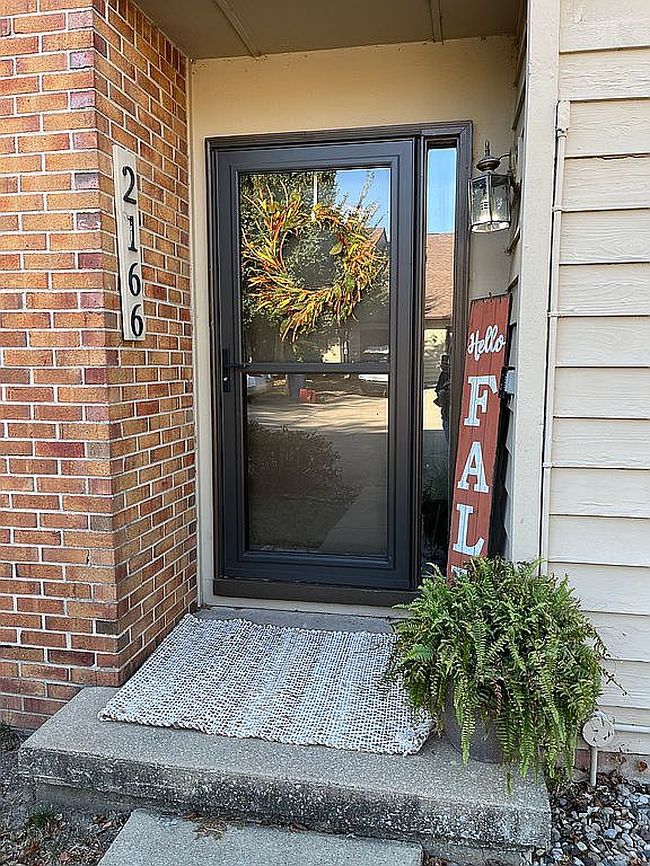 Preview of property located at 2166 Harbortown Cir #2166