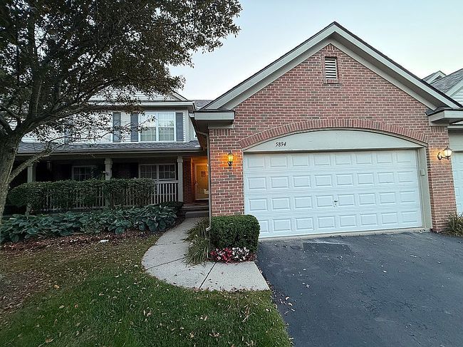 Photo of 5894 Augusta Ln, Grand Blanc, MI