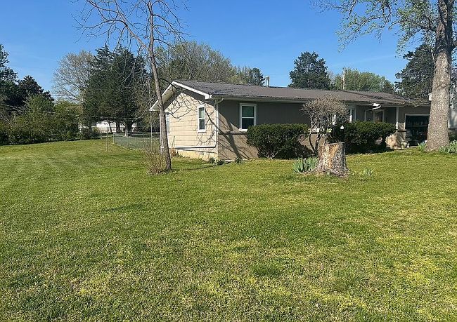 Image of 608 Oak St