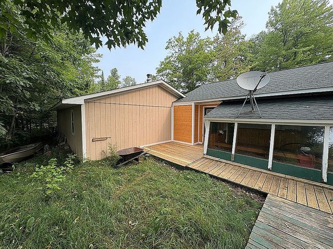 Photo of 42936 Superior Rd, Houghton, MI