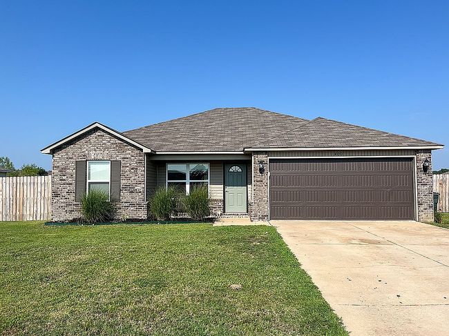 Photo of 400 Harper Dr