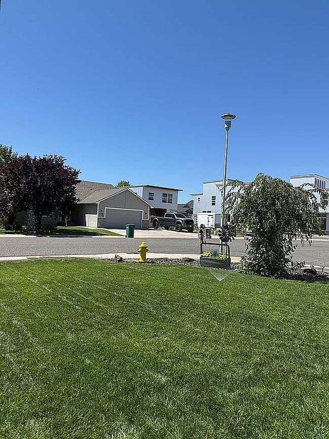 Photo of 400 E 24th Ave, Ellensburg, WA