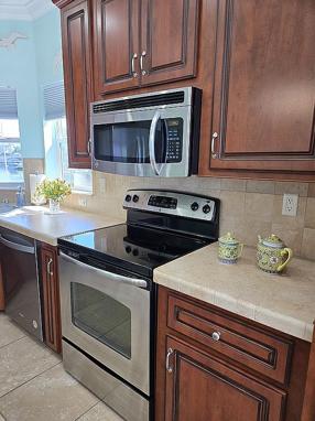 Image of 954 Villa Lagoon Dr