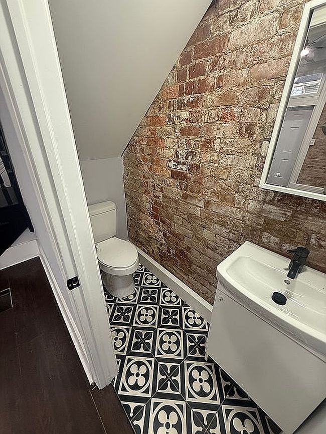 Photo of 3315 Graydon Ave, Cincinnati, OH