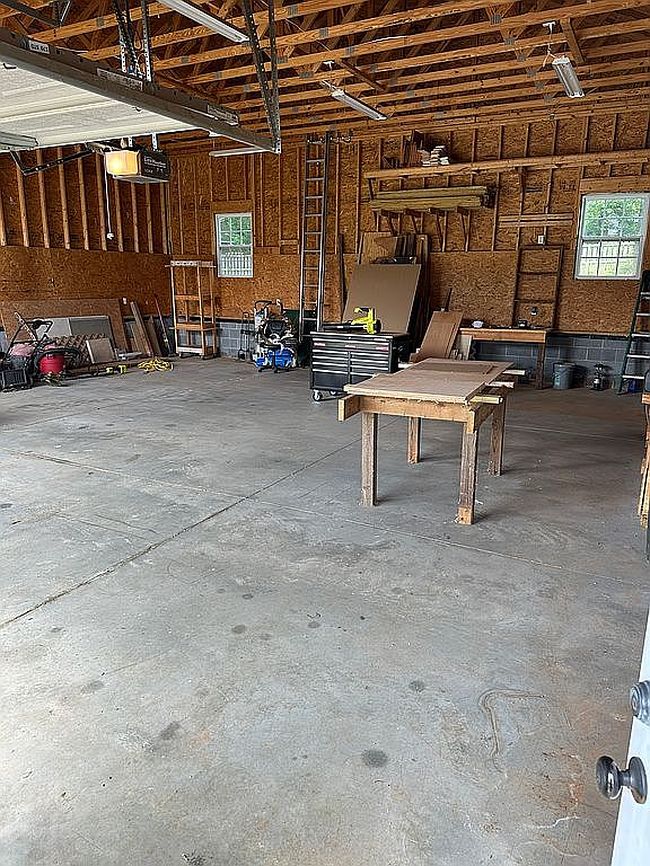 Image of 206 Forked Oak Way