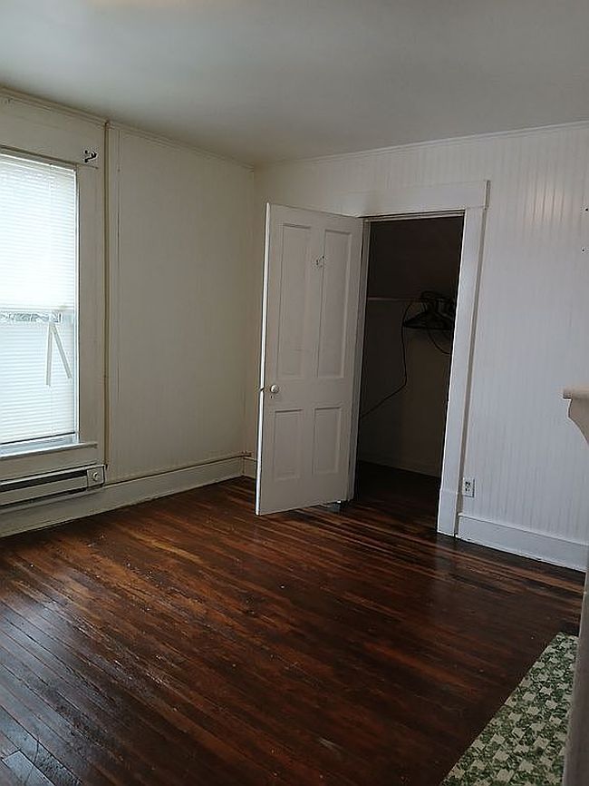 Image of 410 High St