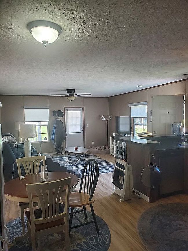 Photo of 8340 Harbor Dr, Rogers, AR