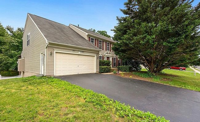 Photo of 15489 Marsh Overlook Dr, Woodbridge, VA