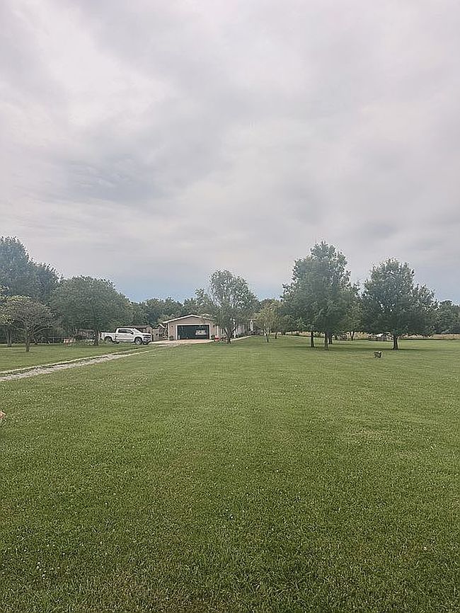 Photo of 1906 County Road 356, New Bloomfield, MO