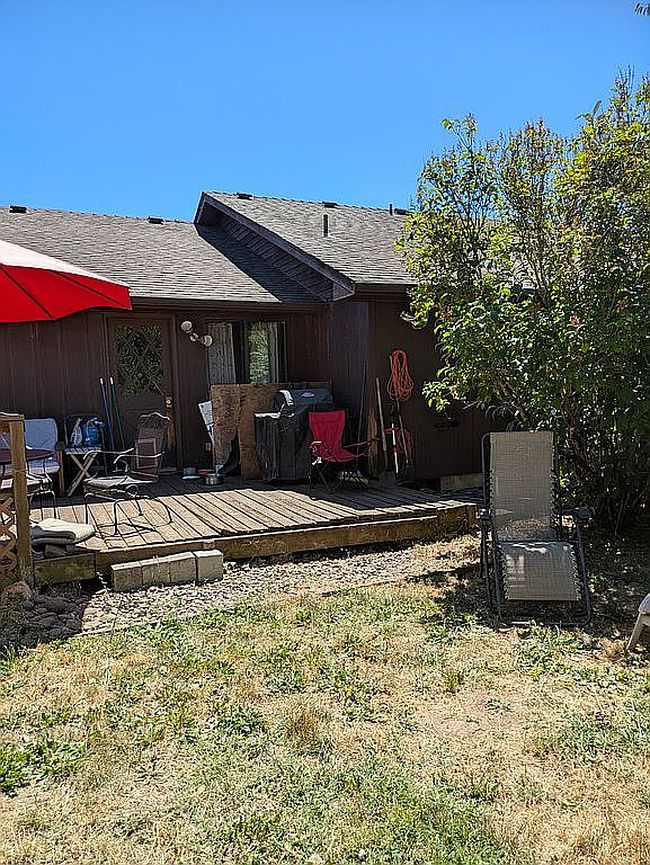 Photo of 945 W Oak St, Lebanon, OR