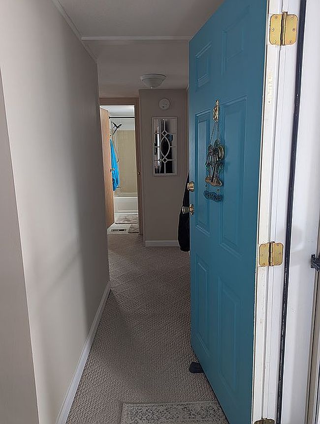 Image of 162 Shoreline Dr E