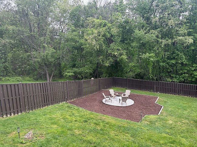 Additional photo 4 of property located at 5512 Camelot Ct