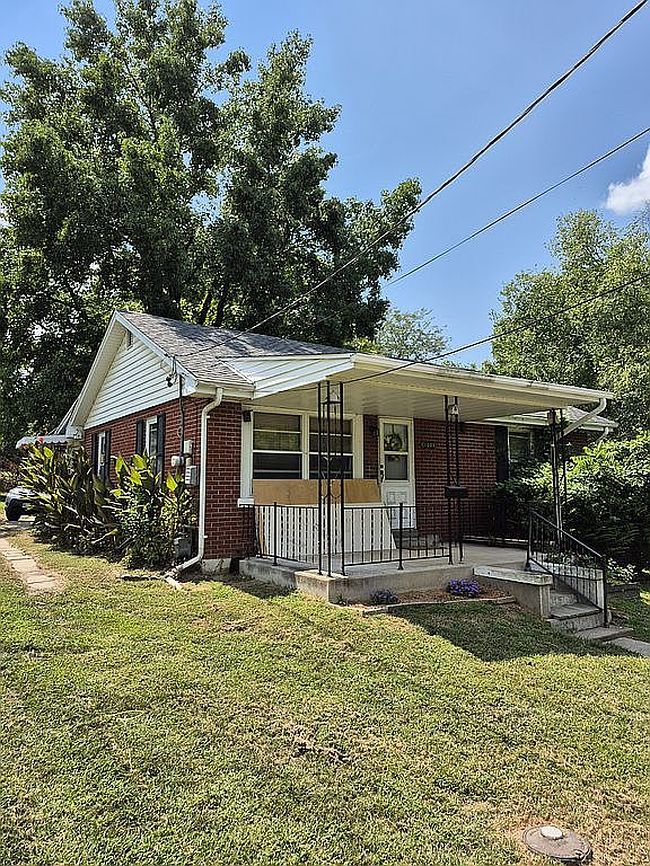 Photo of 1009 Indiana Ave, Jefferson City, MO