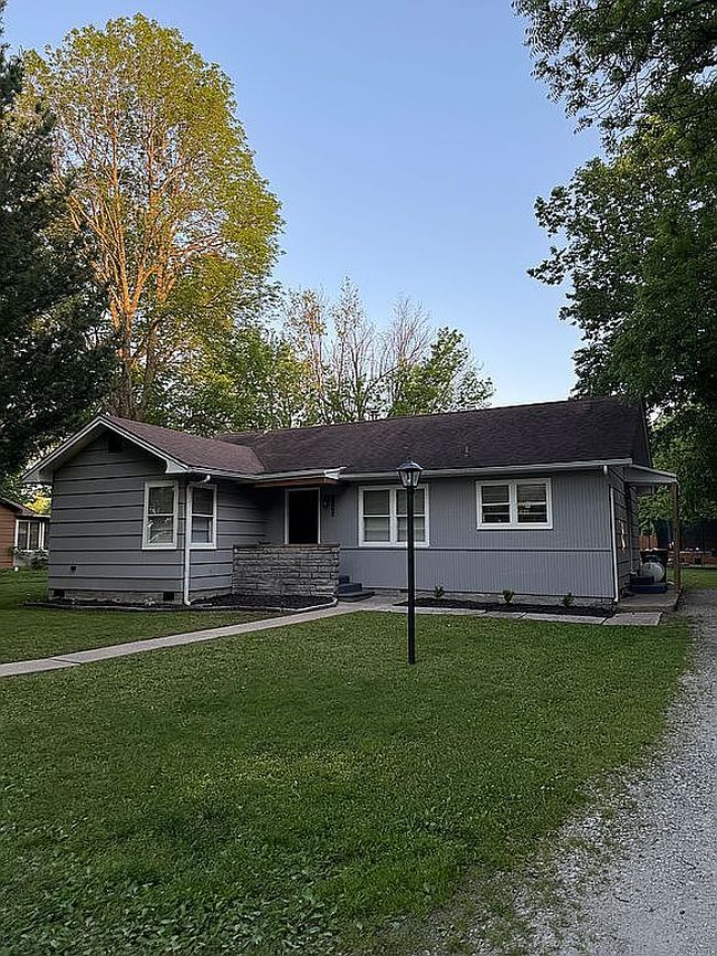 Photo of 1202 W Fountain Rd, Joplin, MO