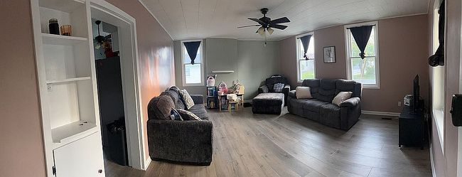 Photo of 121 Logan St, Palmyra, MO