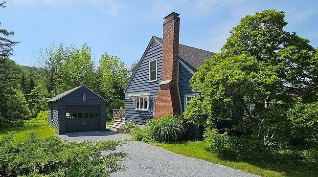 Photo of 289 Gale Rd, Williamstown, MA