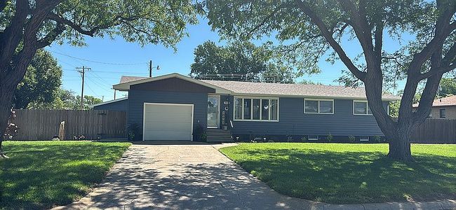 Photo of 489 Elm St, Grainfield, KS
