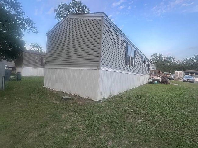 Additional photo 2 of property located at 920 Clearleaf Dr Trailer 312