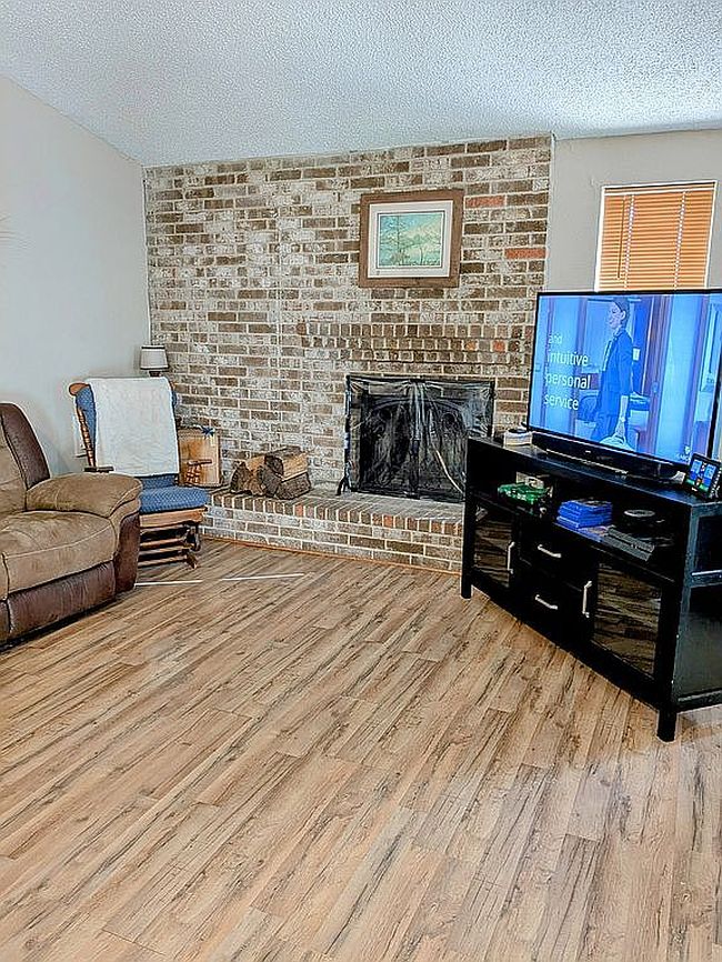 Additional photo 3 of property located at 23903 Creek Ridge Dr