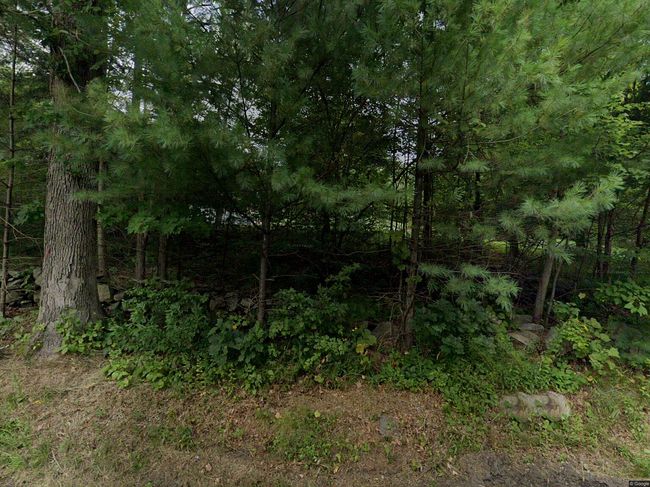 Photo of 60 Hartford Ave E, Mendon, MA