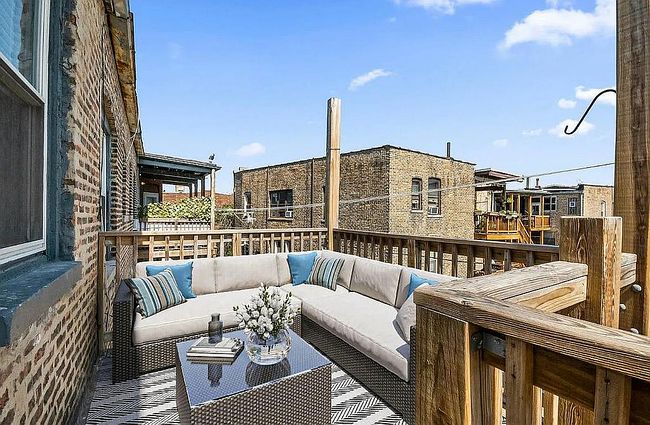 Photo of 1703 W Wallen Ave Apt 3C, Chicago, IL