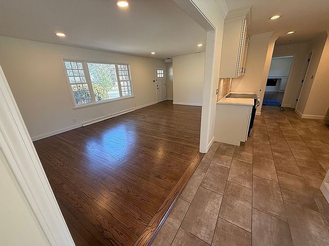 Image of 10120 Guilford Ave