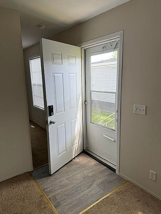 Image of 208 Park Ln