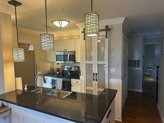 Photo of 18797 Vineyard Point Ln, Cornelius, NC