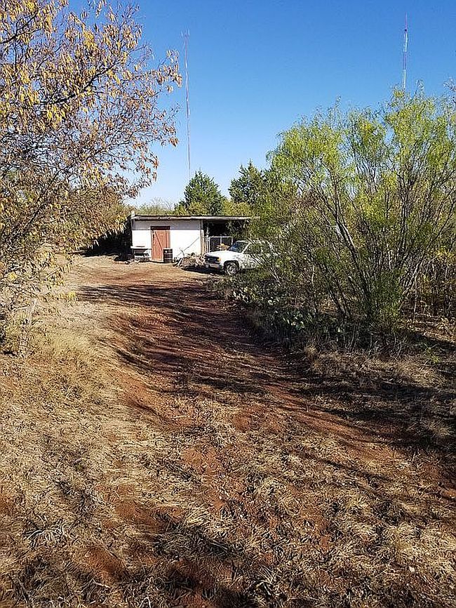 Image of 3702 Seymour Rd