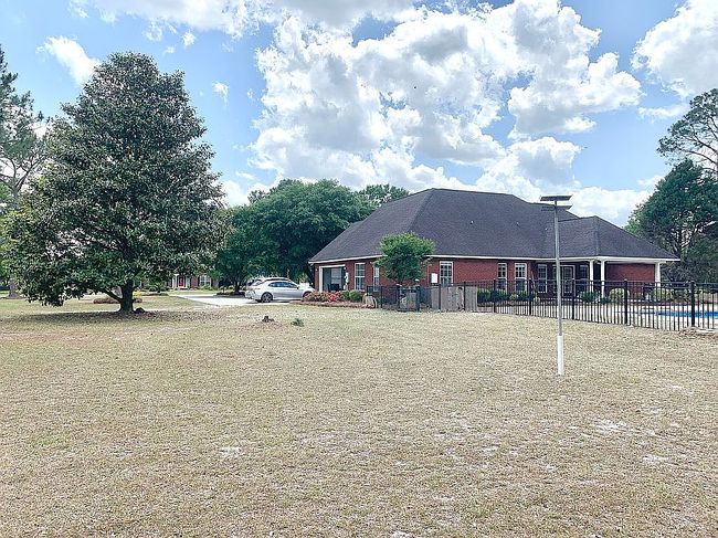 Additional photo 4 of property located at 115 Clearwater Dr