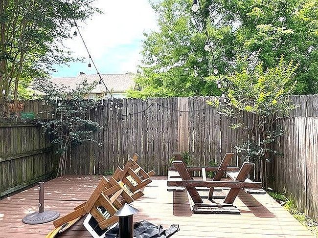 Image of 5240 Arlington Ct