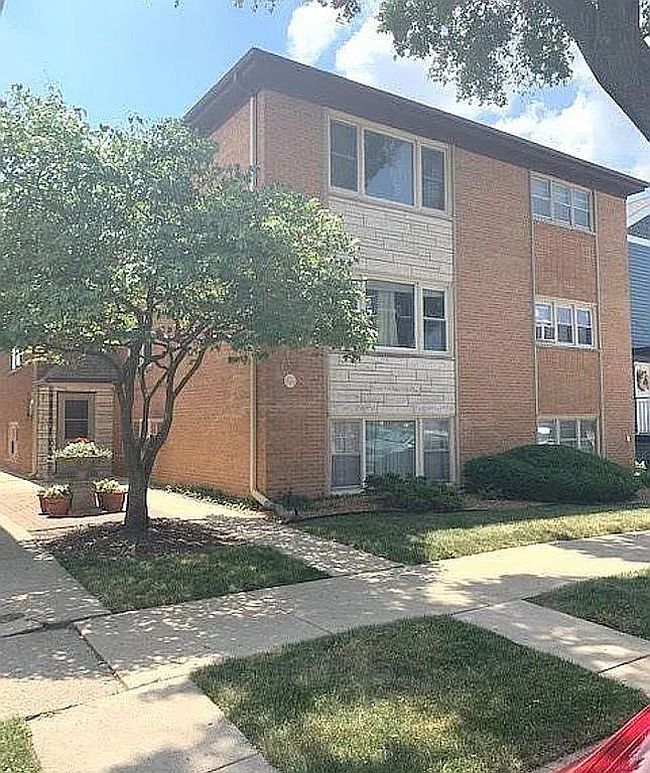 Photo of 7335 W Fullerton Ave Apt 1Sw, Elmwood Park, IL