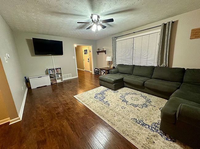 Additional photo 4 of property located at 400 Quail Run Rd