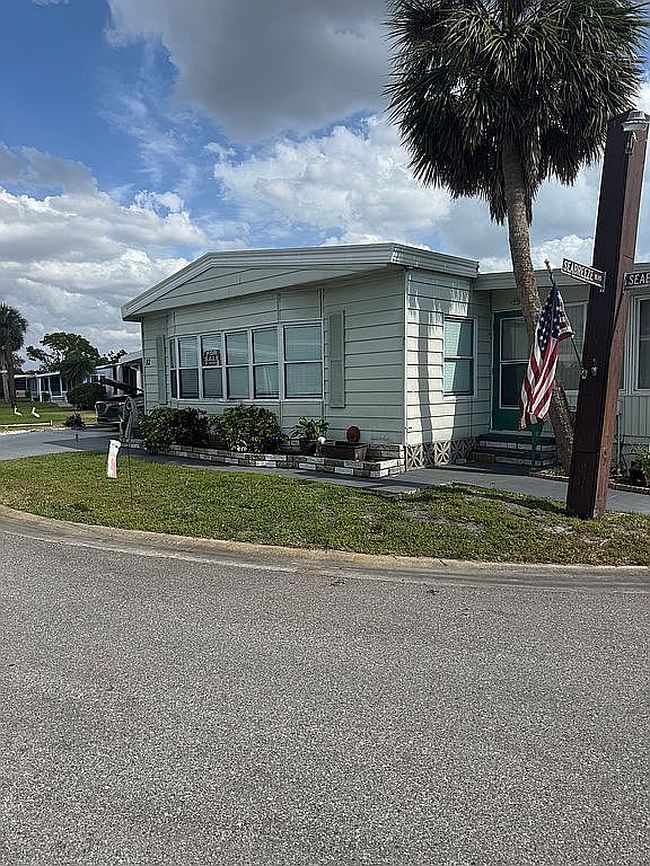 Image of 3901 71st St W Lot 82