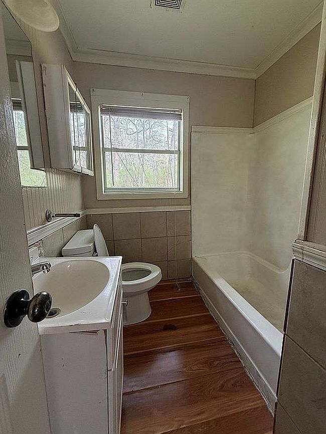 Photo of 3224 Charleston Dr, Jackson, MS