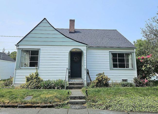 Image of 302 S Albert St